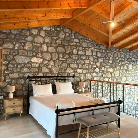 Eleopetra Villas, *